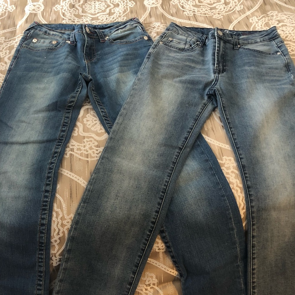 BOYS TRUE RELIGION AND SEVEN JEANS